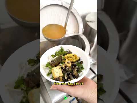 Snail and Crab Vermicelli Soup