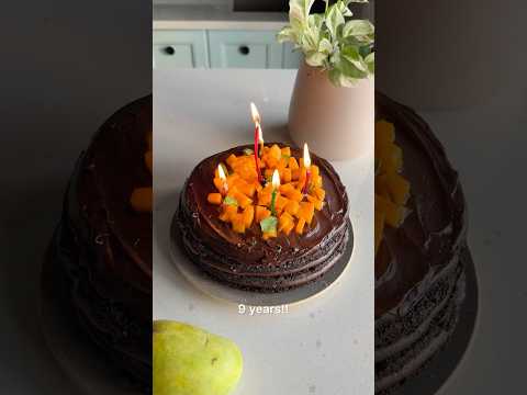 Eggless Chocolate Mango Cake