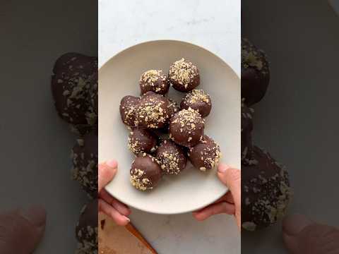 Peanut Butter Crunch Balls