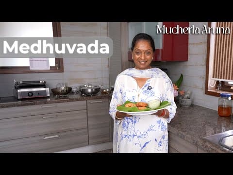 Medhu Vada with Coconut Chutney